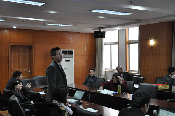 3.同学提问.JPG 3.同学提问.JPG